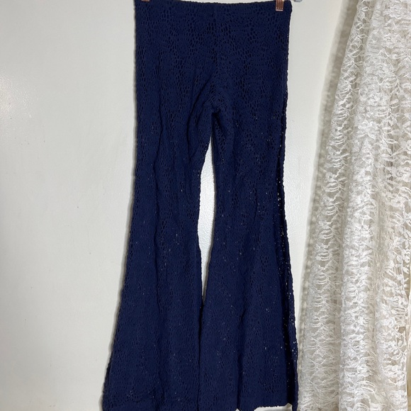 Nightcap Free People Spanish Crochet Lace Bells Festival pants - Picture 7 of 7